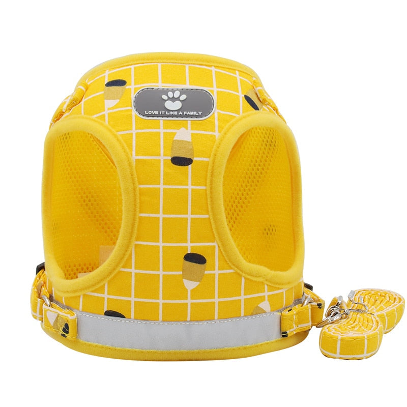 Plaid Reflective Pet Vest Harness with Leash Set – Plaidly™