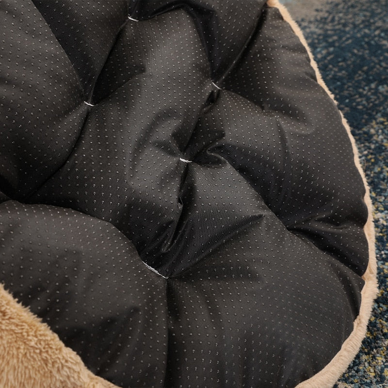 Washable Pet Bed with Non-Slip Bottom – SnuggleBear™