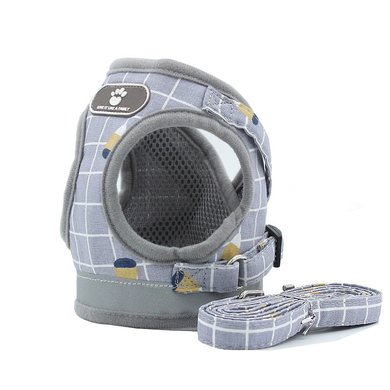 Plaid Reflective Pet Vest Harness with Leash Set – Plaidly™