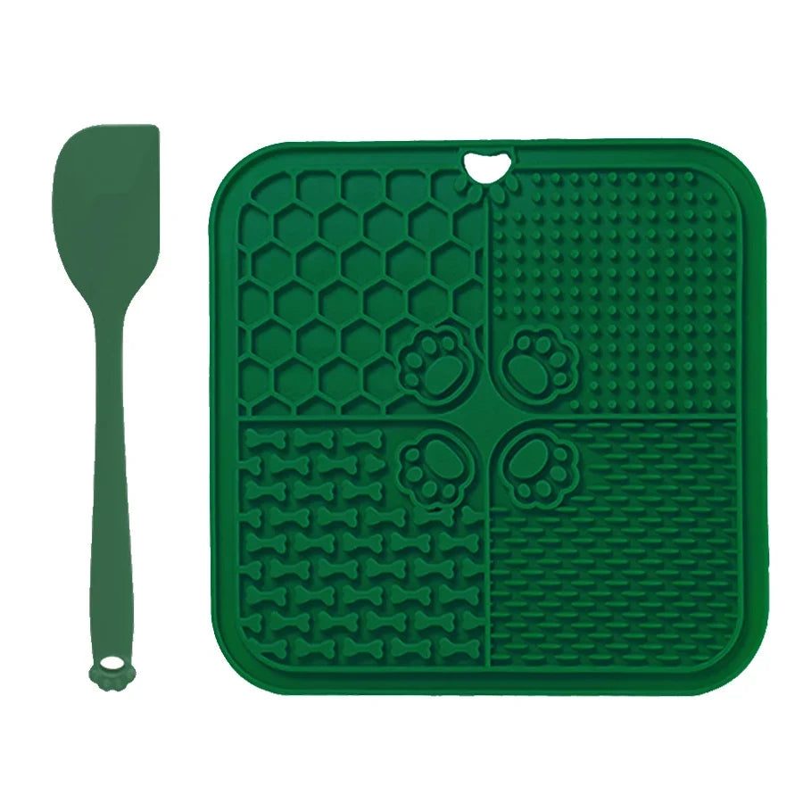 Silicone Slow Feeder Licking Mat with Spatula for Dogs & Cats – Lapzo™