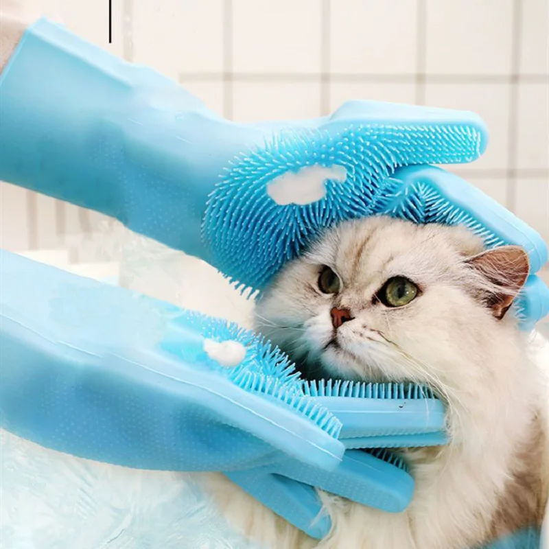 Silicone Pet Bathing Glove for Dogs & Cats – PawMitt™
