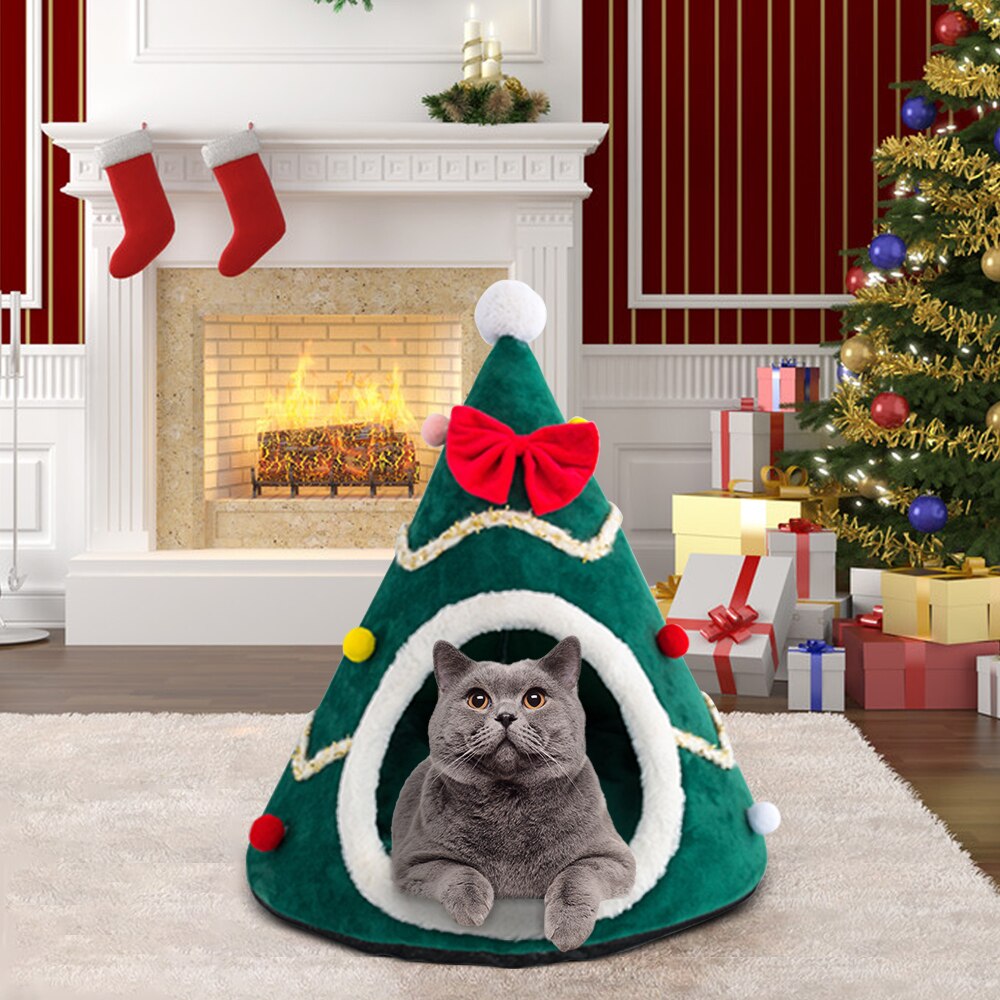 Christmas Tree Pet Cave Bed in Plush & Velvet – HollyHide™