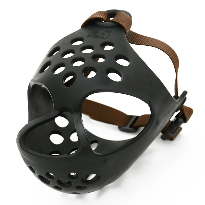 Breathable Anti-Bite Pet Muzzle – MuzzleSafe™