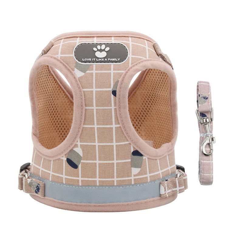 Plaid Reflective Pet Vest Harness with Leash Set – Plaidly™
