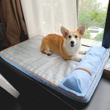 Cooling Ice Silk Pet Bed with Removable Cover, Non-Slip Base – Denly™