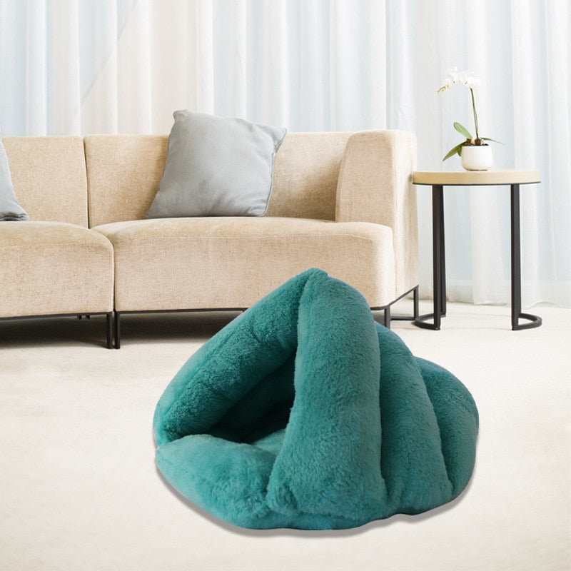 Machine-Washable Velvet Pet Cave Bed with PP Cotton – VelvetNook™