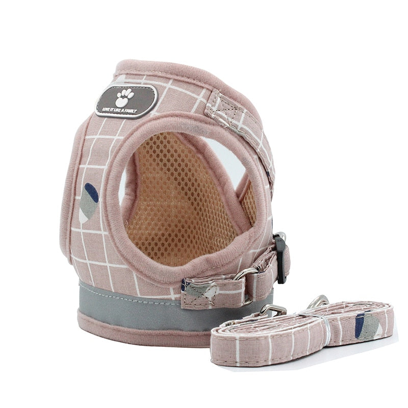 Plaid Reflective Pet Vest Harness with Leash Set – Plaidly™