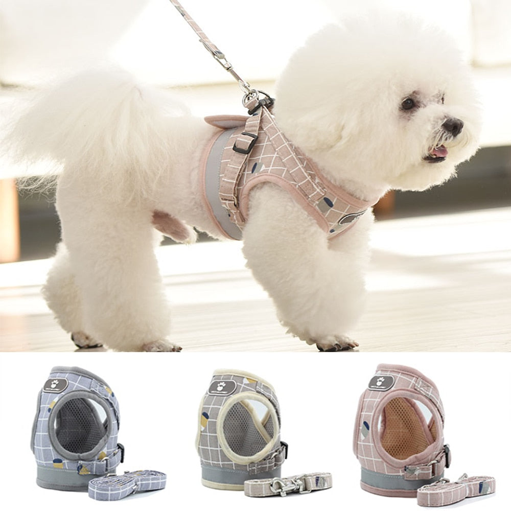 Plaid Reflective Pet Vest Harness with Leash Set – Plaidly™