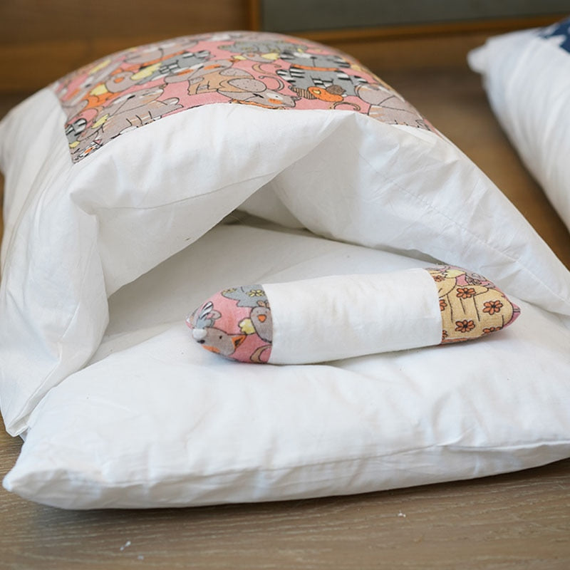 Cotton Pet Sleeping Bag Cave Bed with Pillow for Cats & Dogs – Nestora™