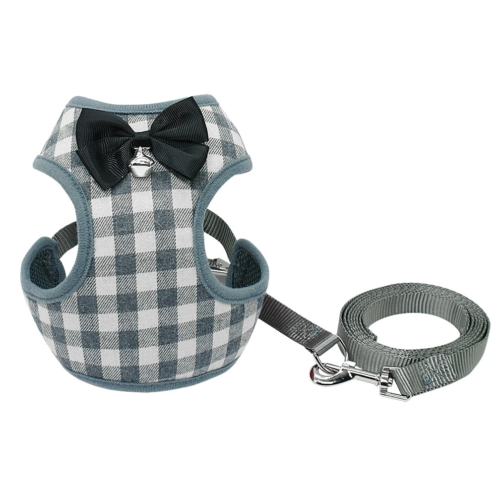 Plaid Bow Tie Vest with Leash for Dogs & Cats – Dapperly™