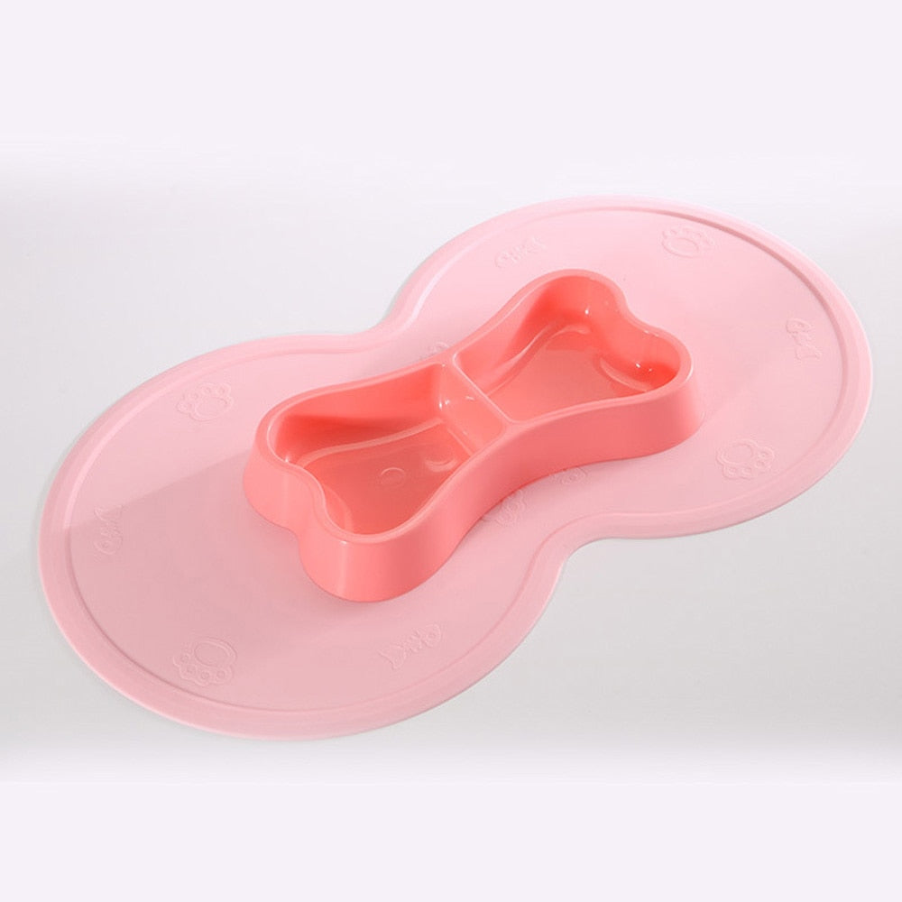 Non-Slip Silicone Pet Feeding Mat for Bowls & Feeders – Silqo™