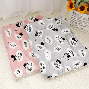 Pet Sleeping Mat in Gray or Pink – Abele™