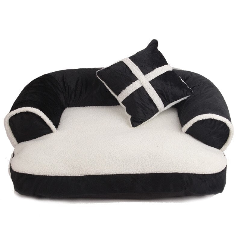 Velvet Pet Bed with Removable Cover & Non-Slip Base – Restelle™