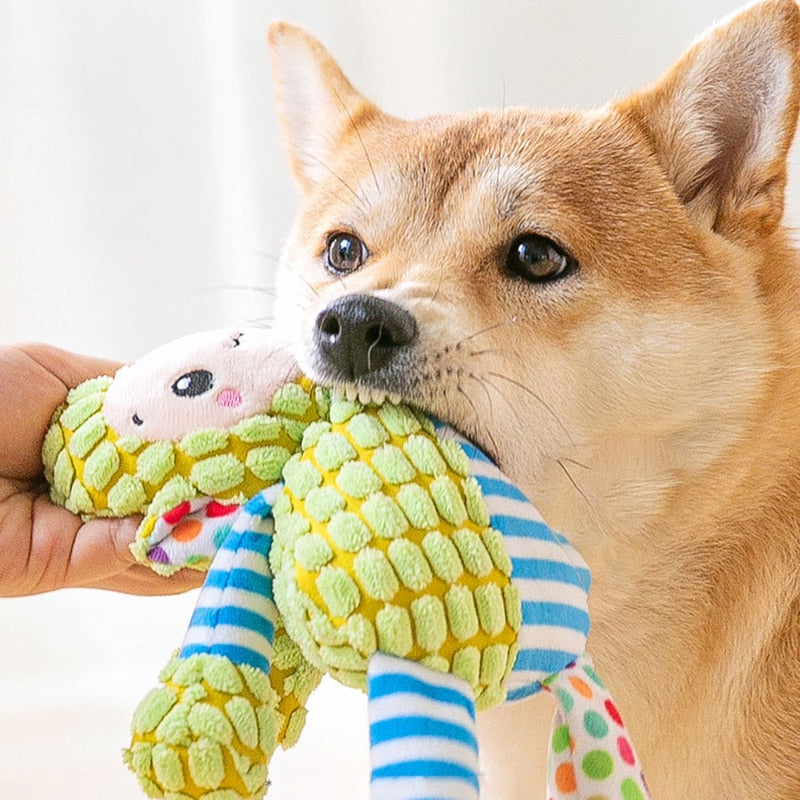 Plush Animal Squeaky Chew Toy for Dogs & Cats – Wumble™