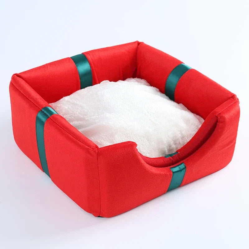 Gift-Shaped Pet Cave Bed with Arctic Velvet & PP Cotton – GiftNest™