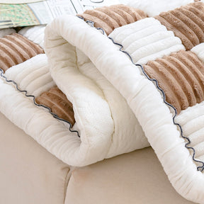 Velvet Pet Sleeping Mat in Multiple Sizes – Velora™