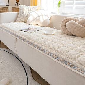 Velvet Pet Sleeping Mat in Multiple Sizes – Velora™