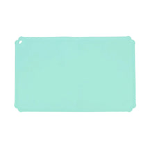 Silicone Pet Feeding Mat for Bowls and Feeders – Matlo™