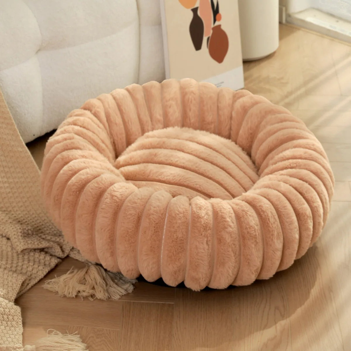 Plush Round Pet Bed with Honeycomb Texture – HoneyPuff™