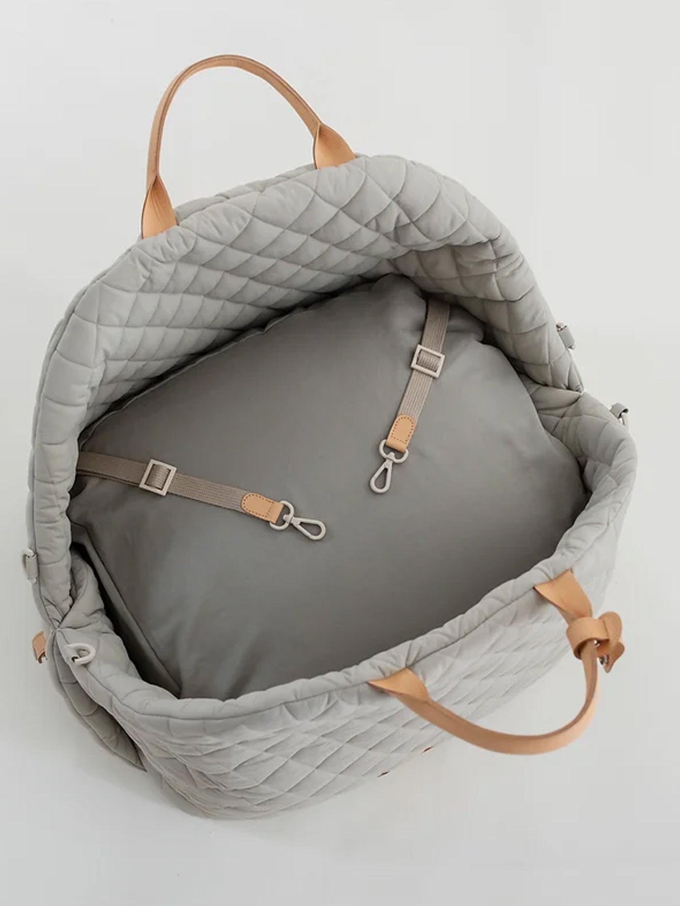 Luxury Pet Carrier Bag with Shoulder Strap & Car Seat Use – LuxTote™
