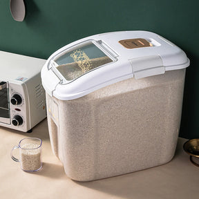 Pet Food Storage Container - 5kg Capacity with Scoop – Storix™