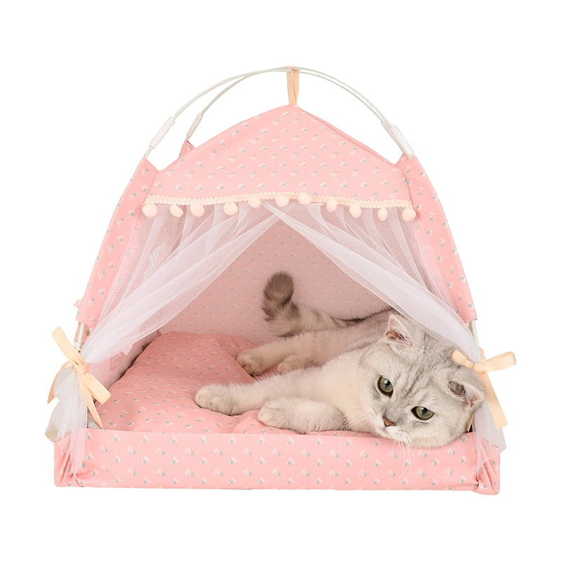Cotton Pet Tent Bed with Colorful House-Style Design – Nestora™