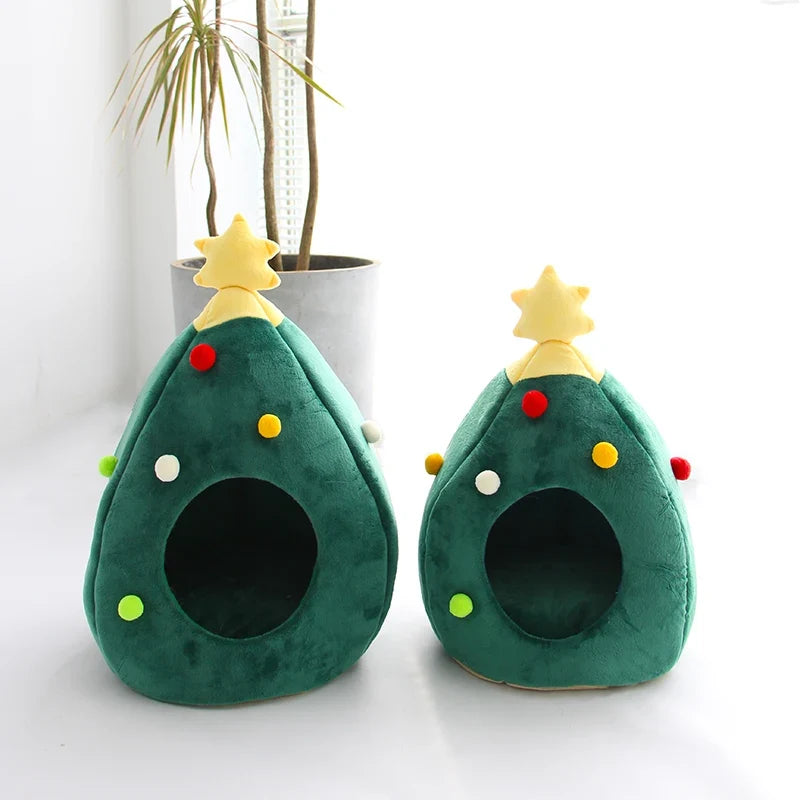 Christmas Tree Pet Cave Bed in Cotton – HollyHide™