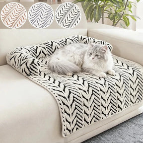Coral Velvet Pet Sofa Bed in Two Sizes – Veloura™