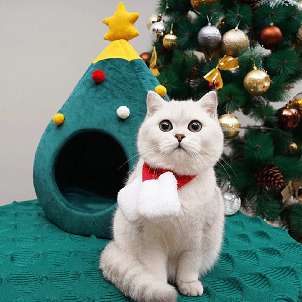 Christmas Tree Pet Cave Bed in Cotton – HollyHide™