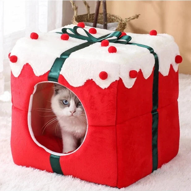 Gift-Shaped Pet Cave Bed with Arctic Velvet & PP Cotton – GiftNest™