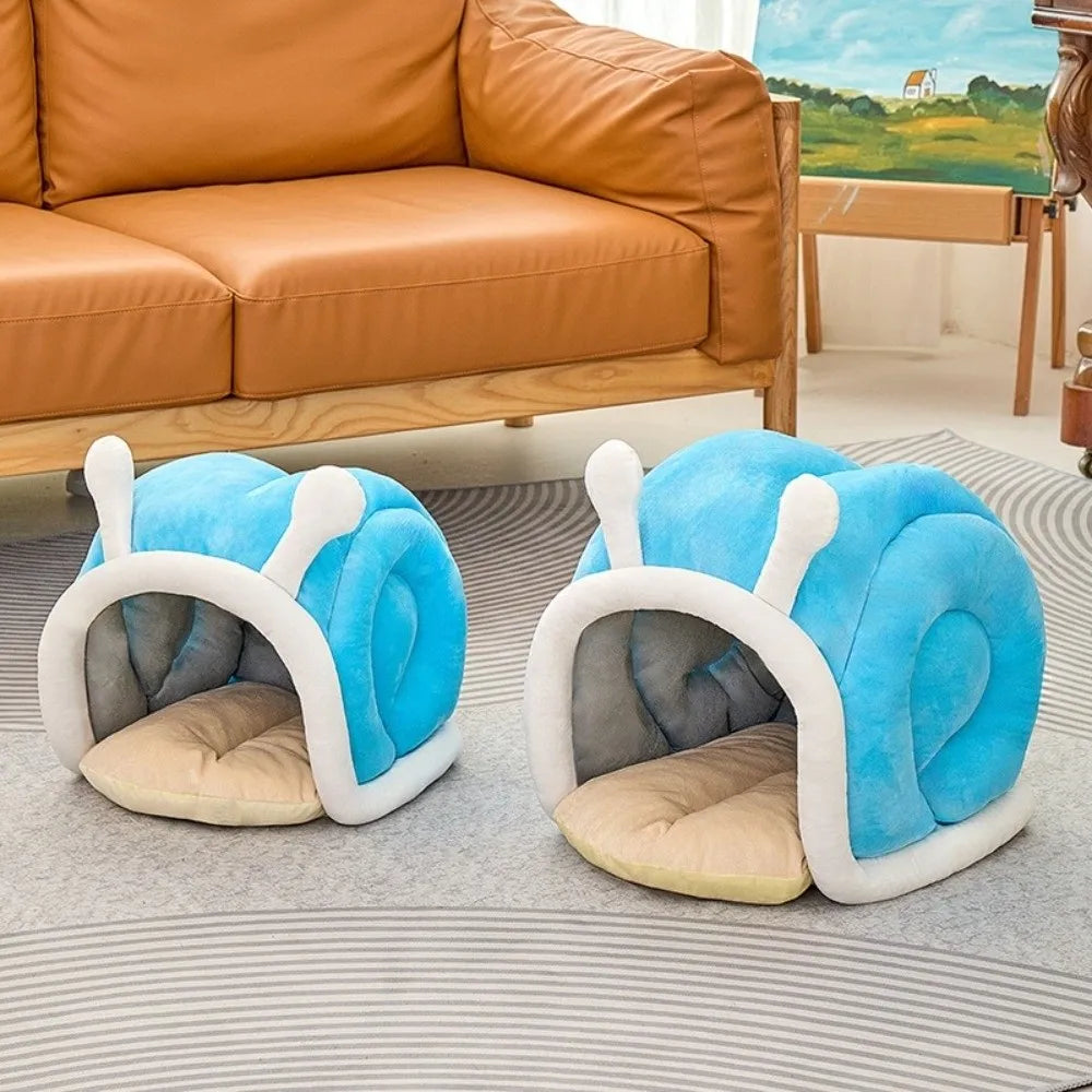 Snail-Shaped Cave Pet Bed with Washable Cushion – SnailNest™