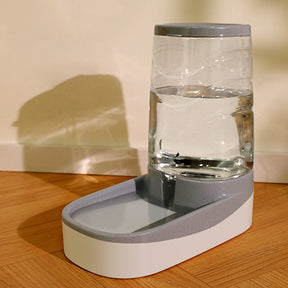 Vertical Pet Feeder & Water Dispenser with Anti-Spill Design – Vertiflow™