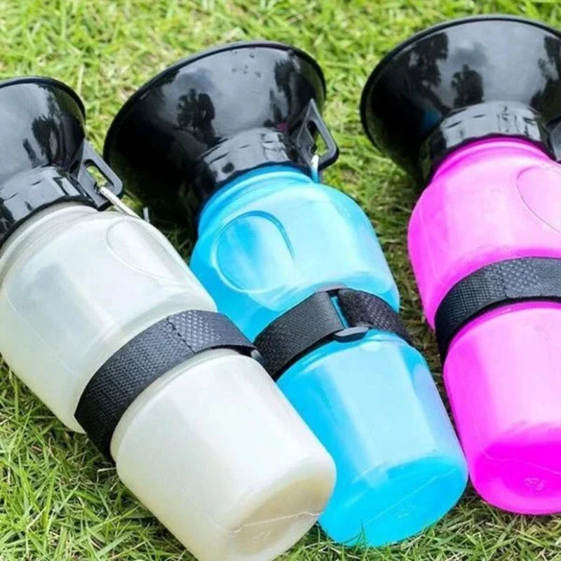 Portable Pet Water Bottle for Walks & Travel – Vylo™