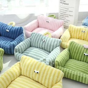 Washable Oxford Pet Bed with Non-Slip Base – Pawsley™