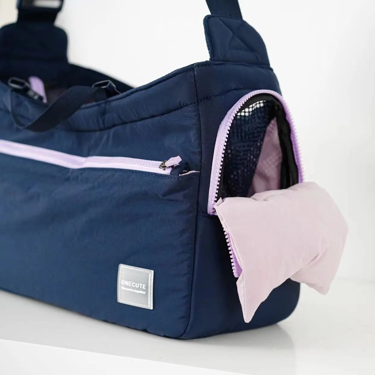 Convertible Pet Carrier Bag with Shoulder Strap & Mesh – Voya™
