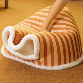 Pet Tent Cave Bed with Double Curtain & Reversible Mat – CloudNook™