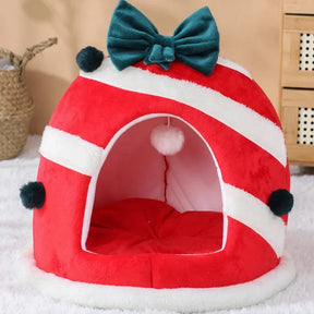 Gift-Shaped Pet Cave Bed with Arctic Velvet & PP Cotton – GiftNest™