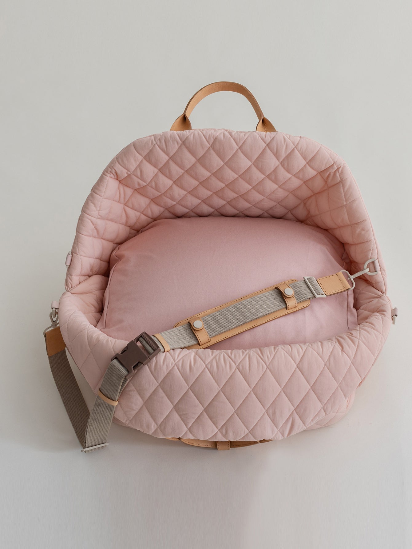Luxury Pet Carrier Bag with Shoulder Strap & Car Seat Use – LuxTote™