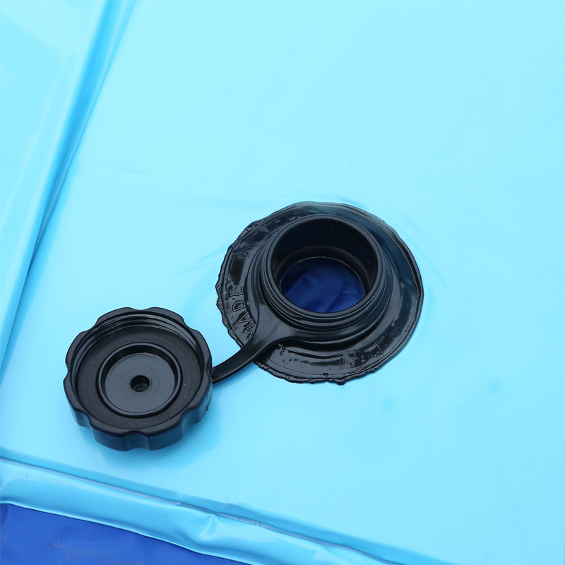 Portable Pet Pool with Reinforced Edges – Splasho™